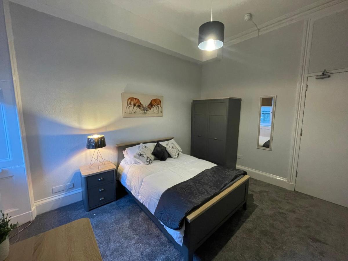 Traditional 5 Bedroom City Centre Apartment Glasgow Esterno foto